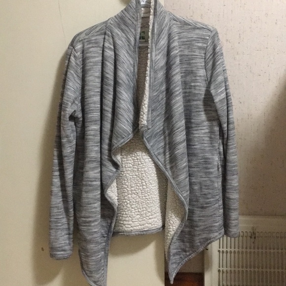 SUPER Soft GreenTea Sweater (with Pockets!) Sz M - Picture 4 of 8